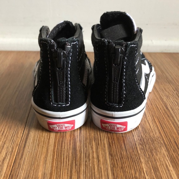 SOLD - Picture 4 of 7